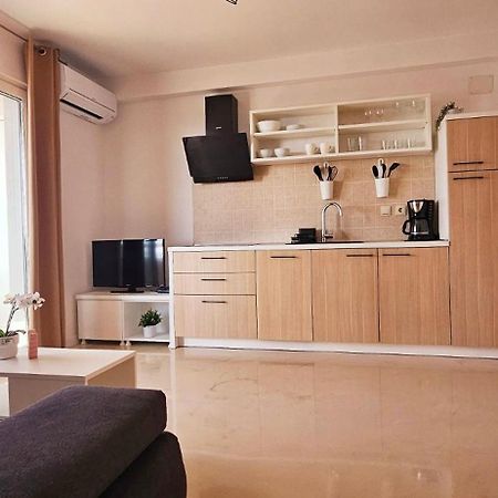 Apartments Luma 1 Хвар Екстериор снимка